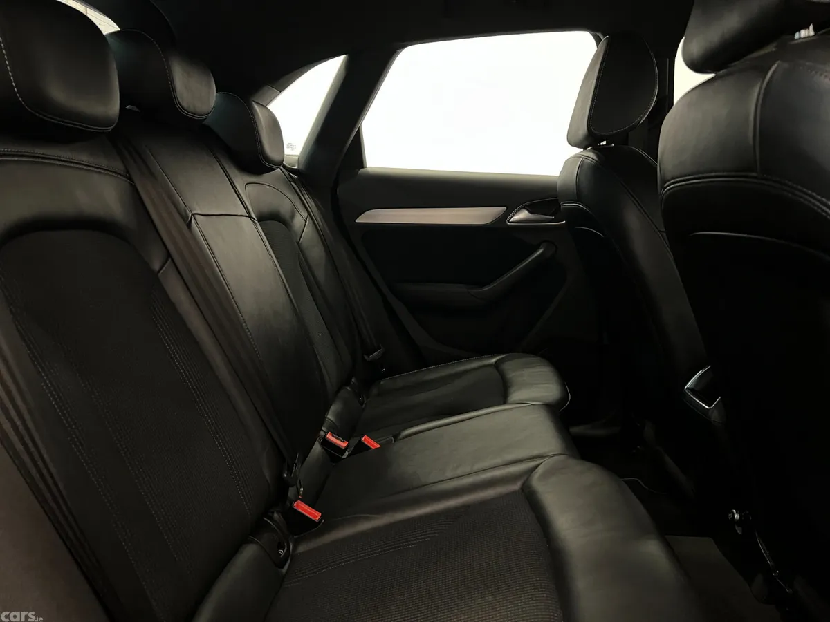 Audi Q3 SUV, Diesel, 2016, Red