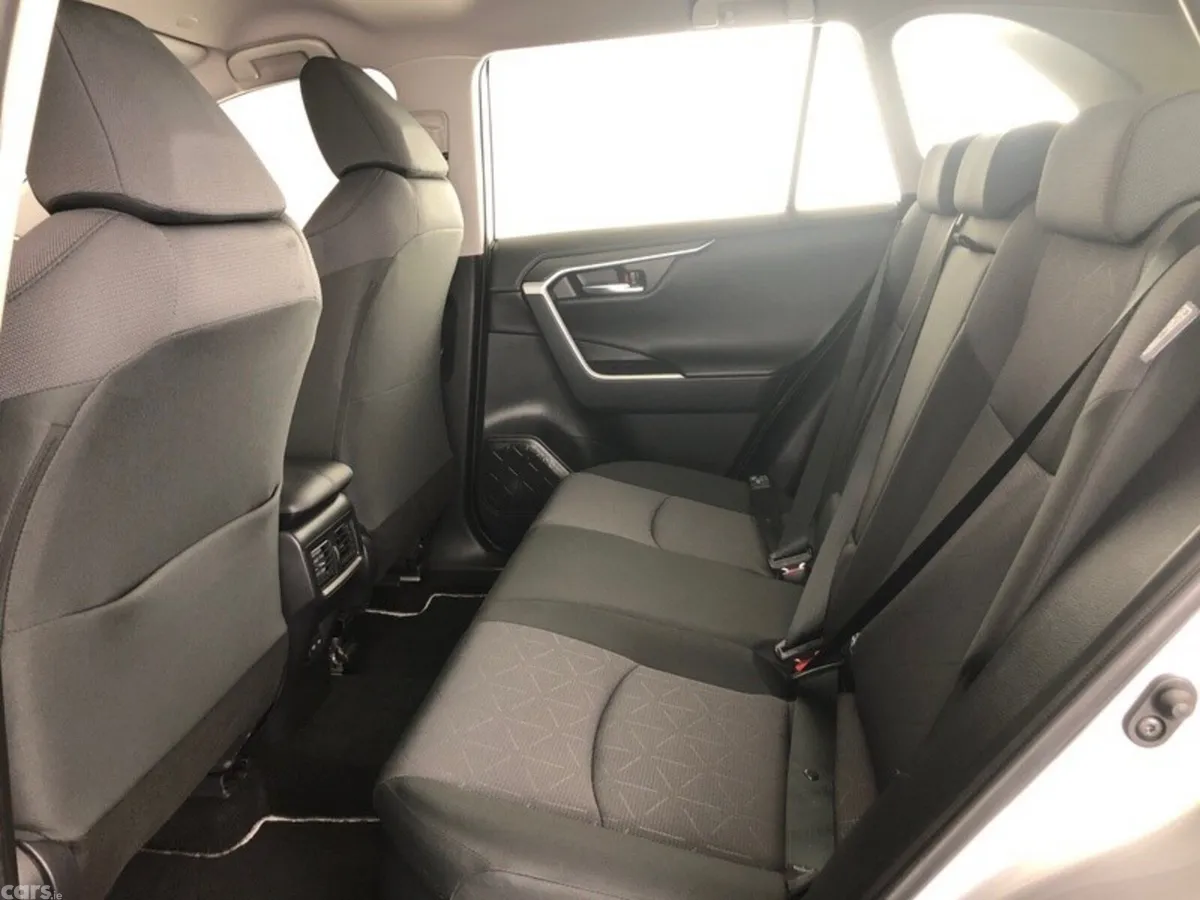 Toyota RAV4 SUV, Petrol Hybrid, 2024, Silver