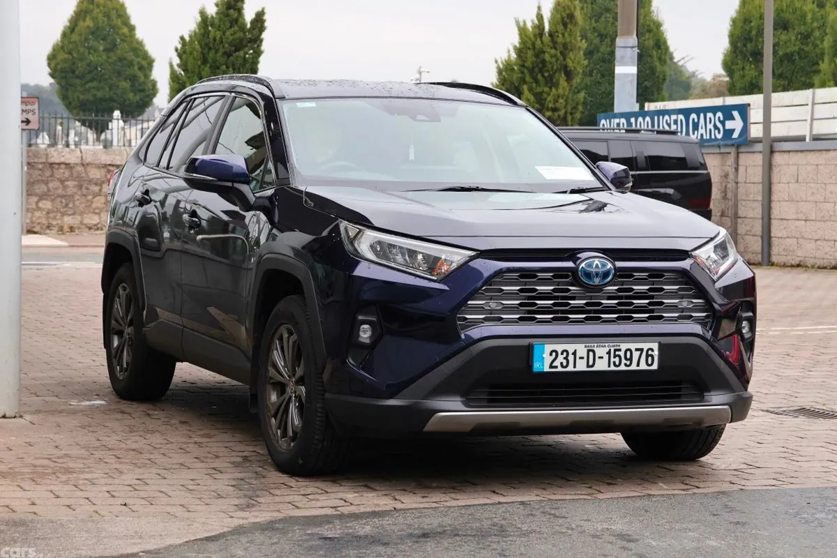 Toyota RAV4 SUV, Petrol Hybrid, 2023, Blue