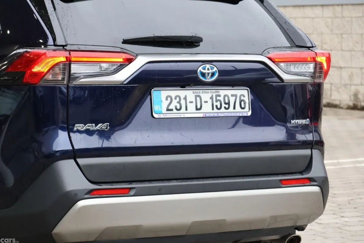 Toyota RAV4 SUV, Petrol Hybrid, 2023, Blue