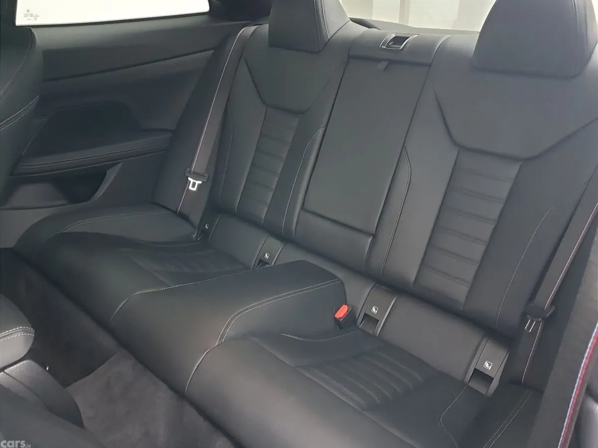 BMW 4-Series Coupe, Diesel, 2023, White