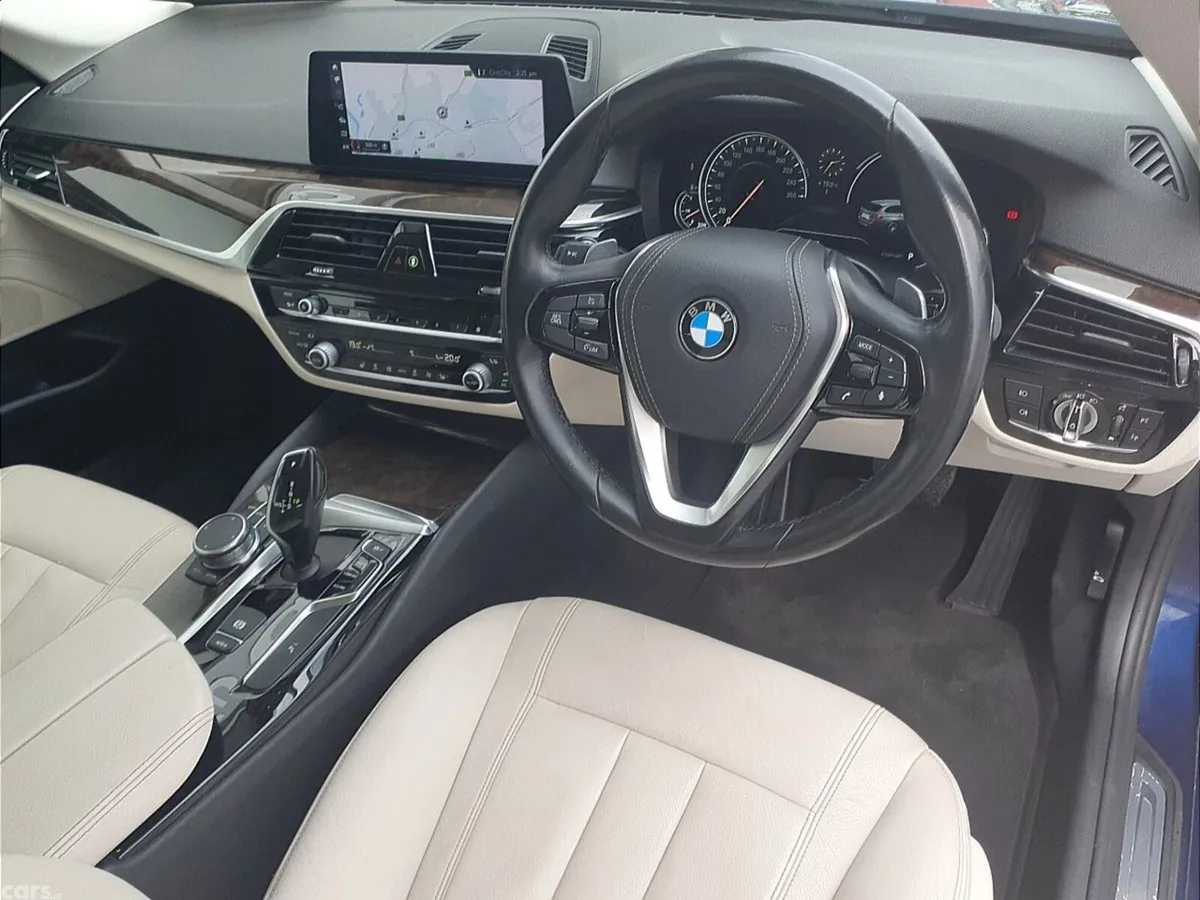BMW 5-Series Estate, Diesel, 2018, Blue