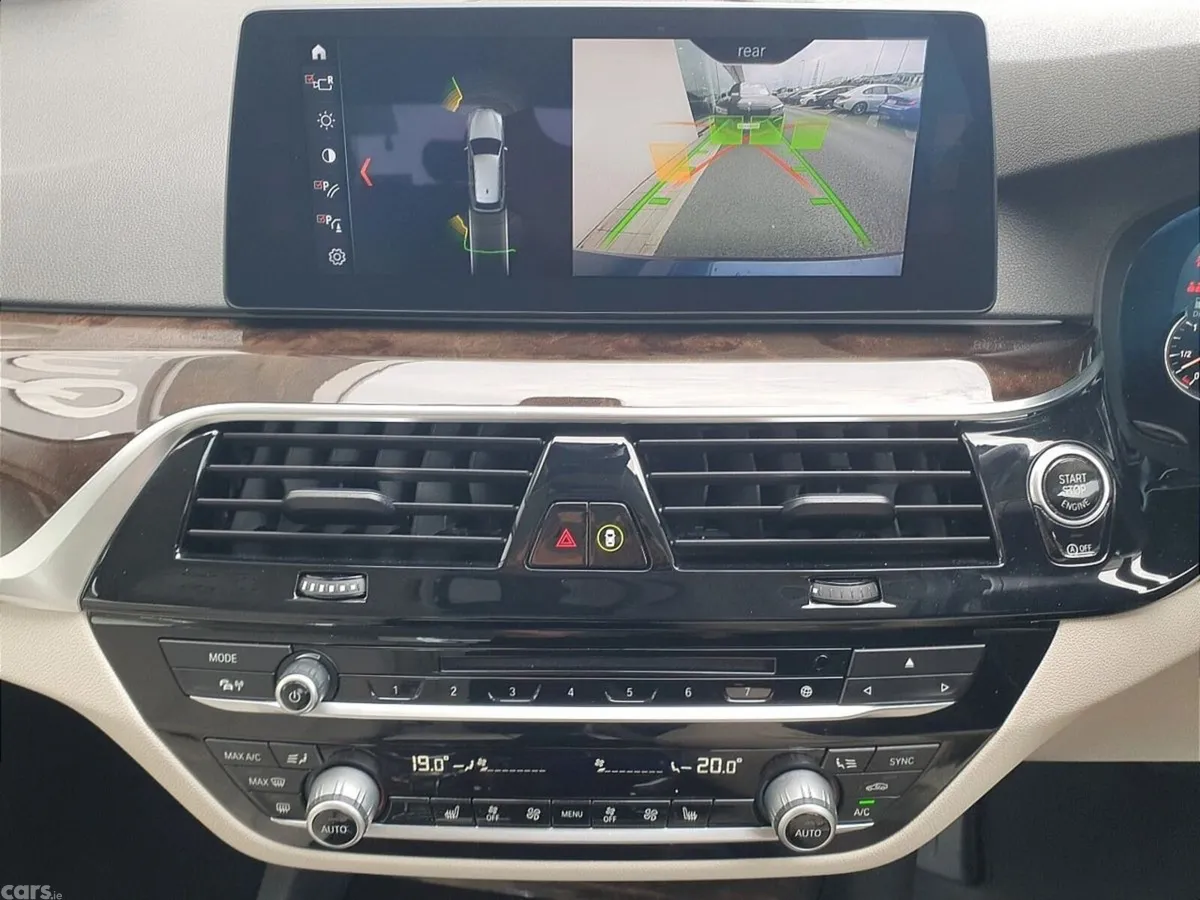 BMW 5-Series Estate, Diesel, 2018, Blue
