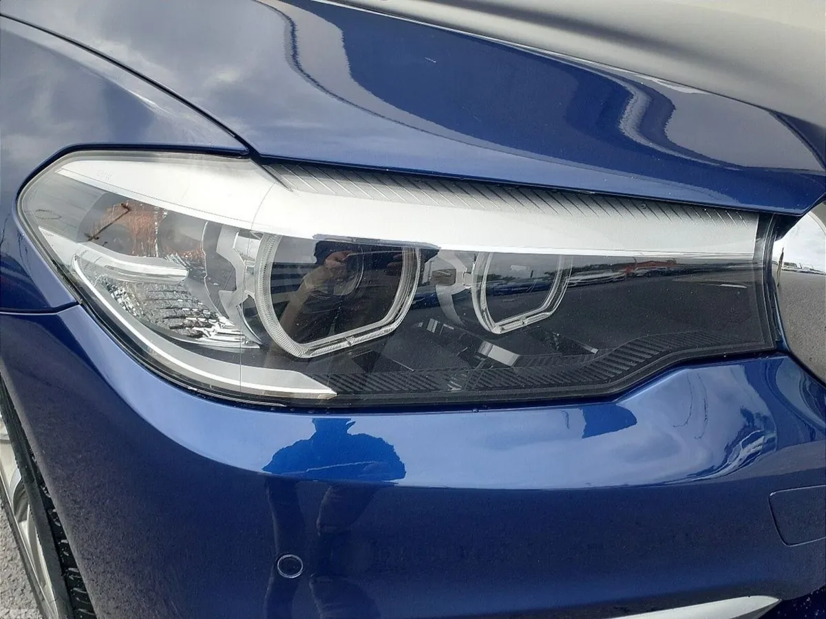 BMW 5-Series Estate, Diesel, 2018, Blue