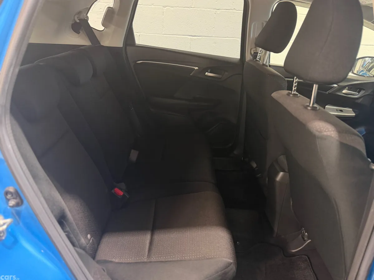 Honda Fit Hatchback, Petrol Hybrid, 2015, Blue
