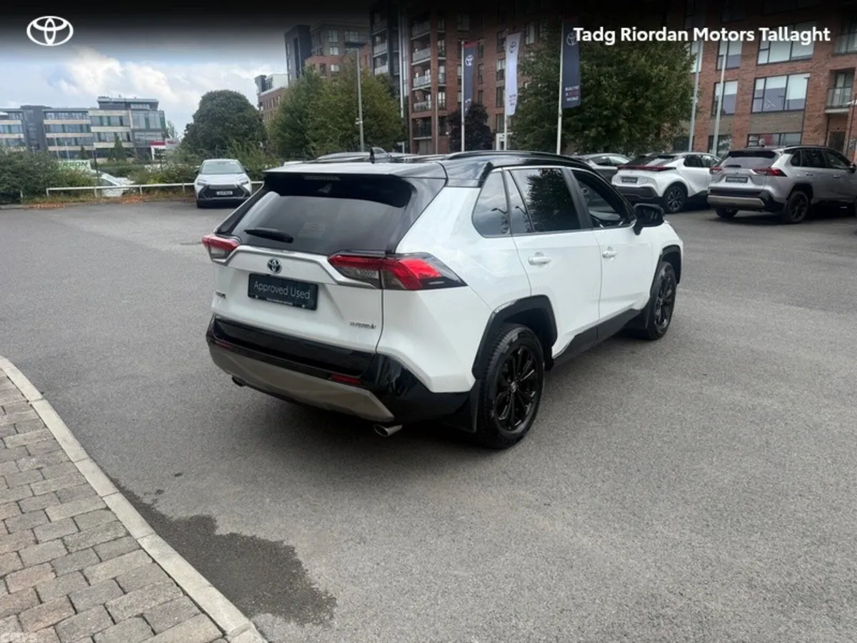Toyota RAV4 SUV, Petrol Hybrid, 2024, White