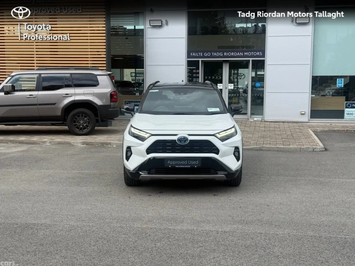Toyota RAV4 SUV, Petrol Hybrid, 2024, White