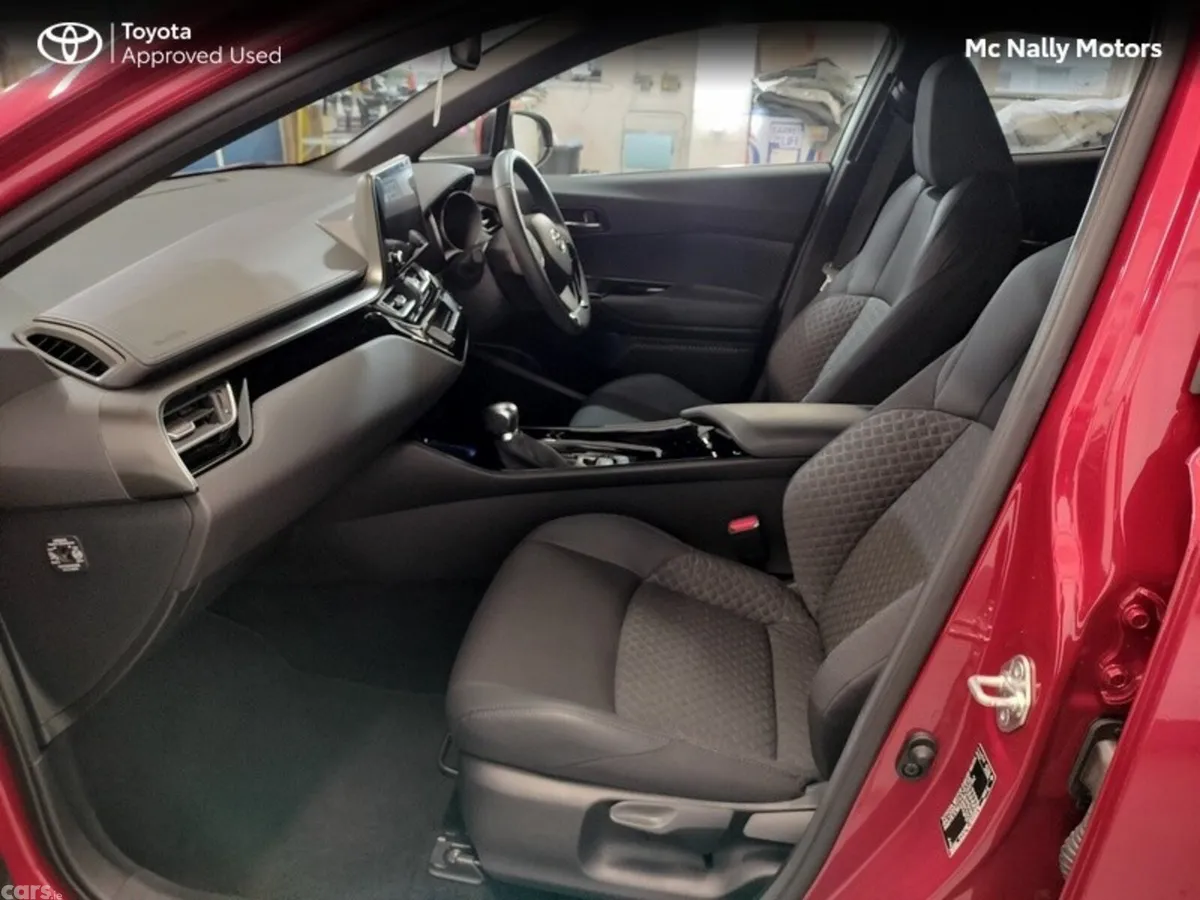 Toyota C-HR SUV, Petrol Hybrid, 2023, Red