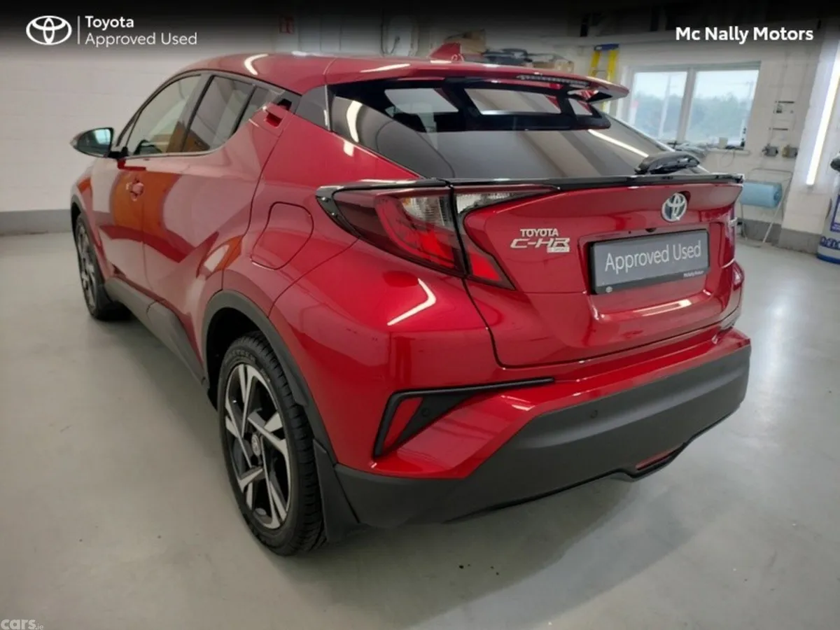 Toyota C-HR SUV, Petrol Hybrid, 2023, Red