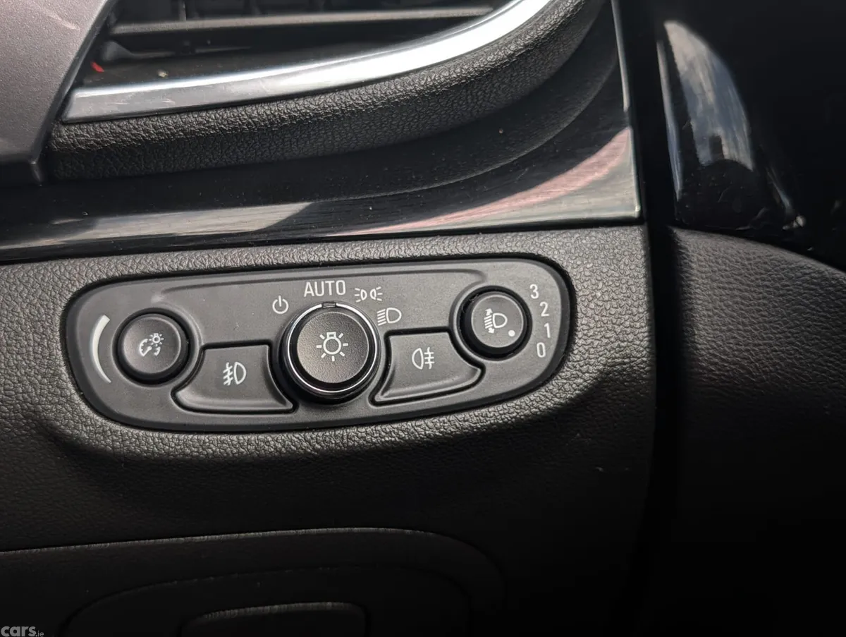 Opel Mokka SUV, Diesel, 2019, Black