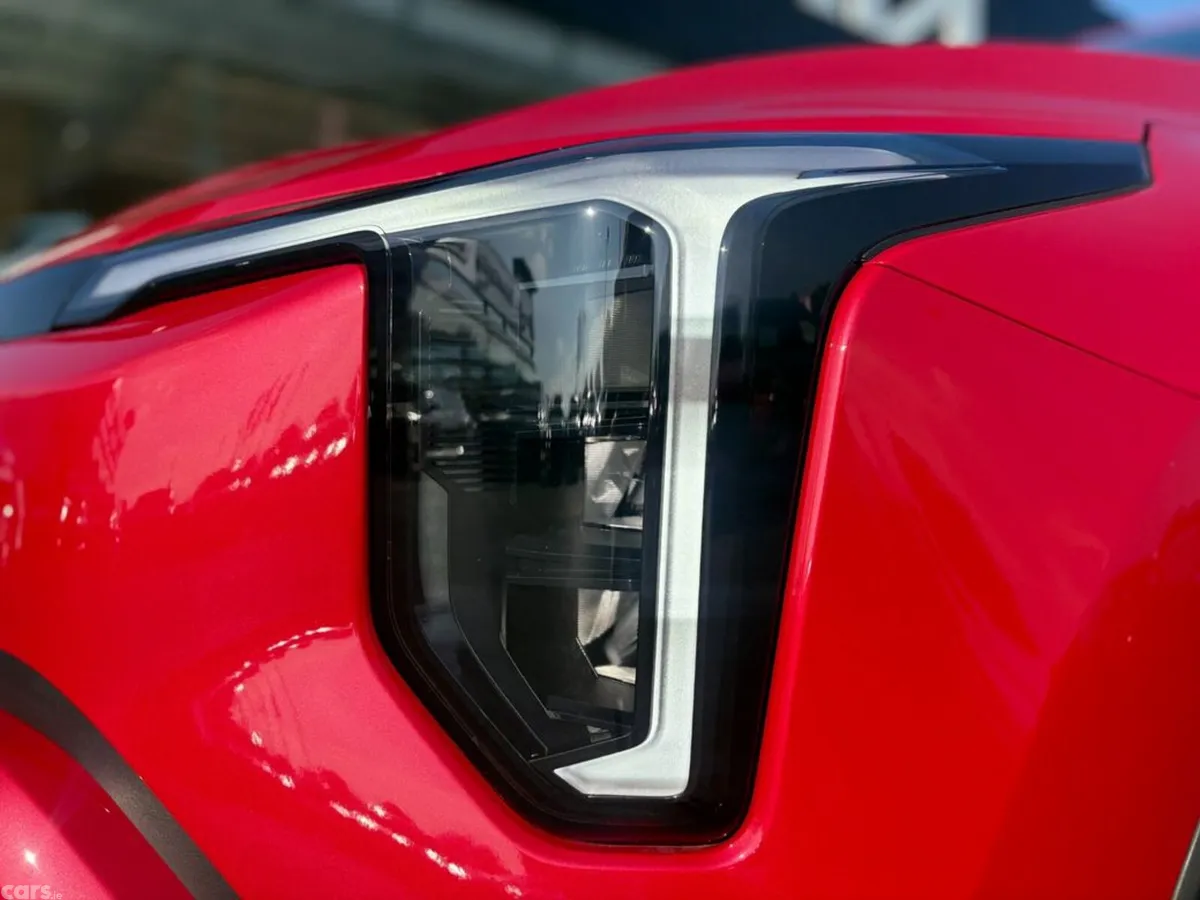 Kia Stonic Hatchback, Petrol, 2027, Red