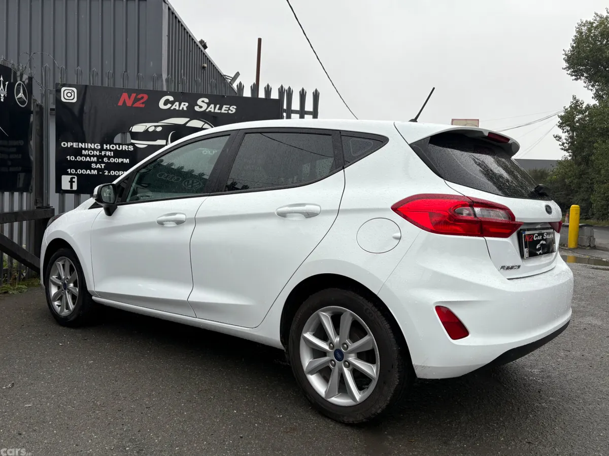 Ford Fiesta Hatchback, Petrol, 2019, White
