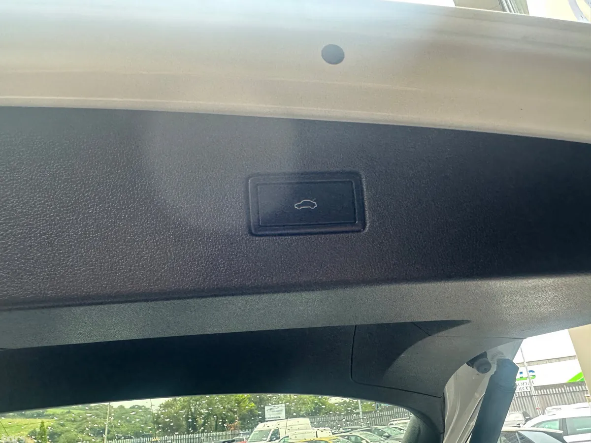 Volkswagen Tiguan Allspace SUV, Diesel, 2019, White
