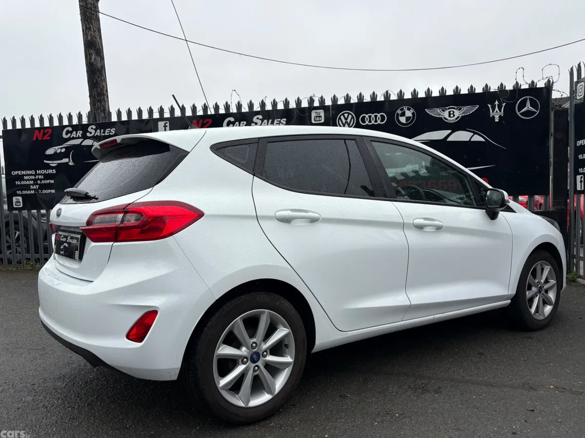 Ford Fiesta Hatchback, Petrol, 2019, White