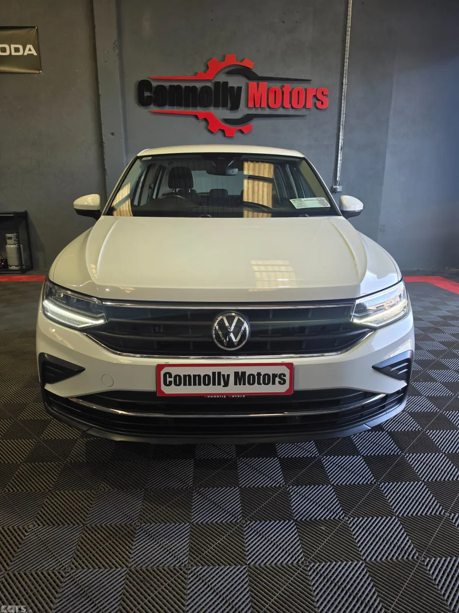 Volkswagen Tiguan SUV, Diesel, 2021, White