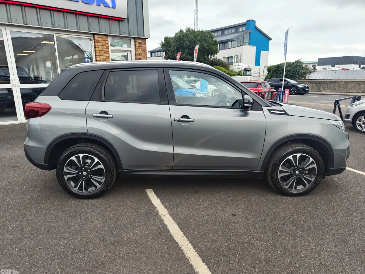 Suzuki Vitara SUV, Petrol Hybrid, 2025, Grey