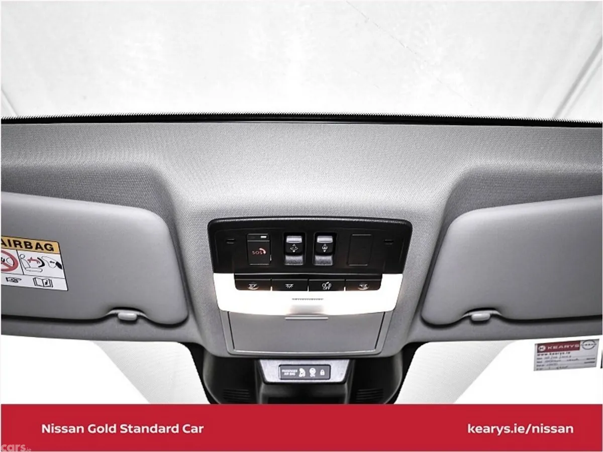 Nissan X-Trail SUV, Petrol Hybrid, 2024, Gold