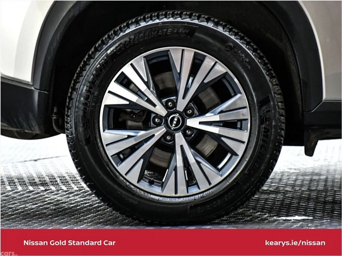 Nissan X-Trail SUV, Petrol Hybrid, 2024, Gold