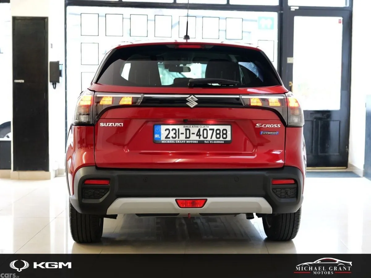 Suzuki SX4 S-Cross SUV, Petrol Hybrid, 2023, Red