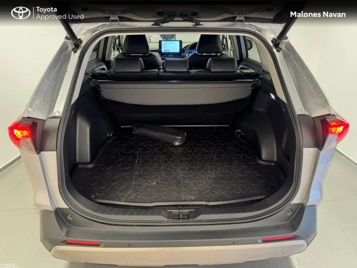 Toyota RAV4 SUV, Petrol Hybrid, 2023, Silver