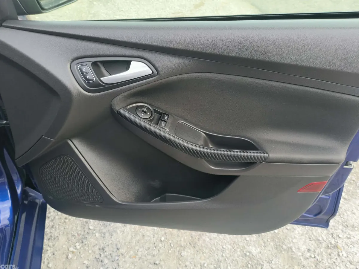 Ford Focus Hatchback, Diesel, 2015, Blue