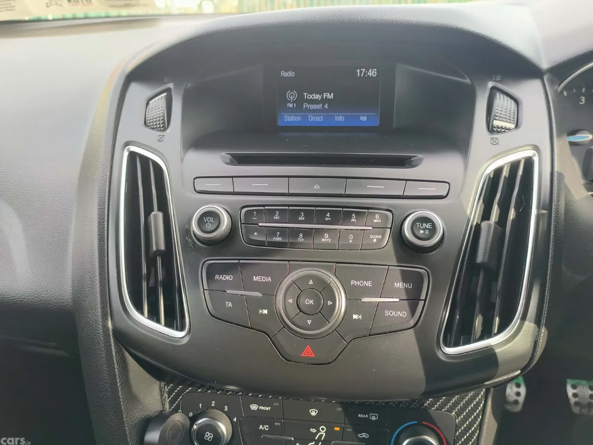 Ford Focus Hatchback, Diesel, 2015, Blue