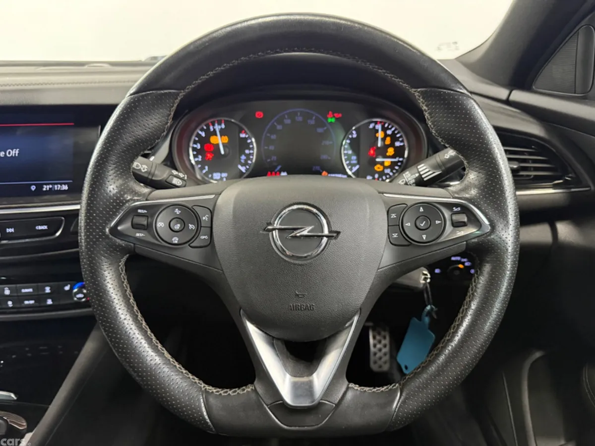Opel Insignia Hatchback, Diesel, 2021, Grey