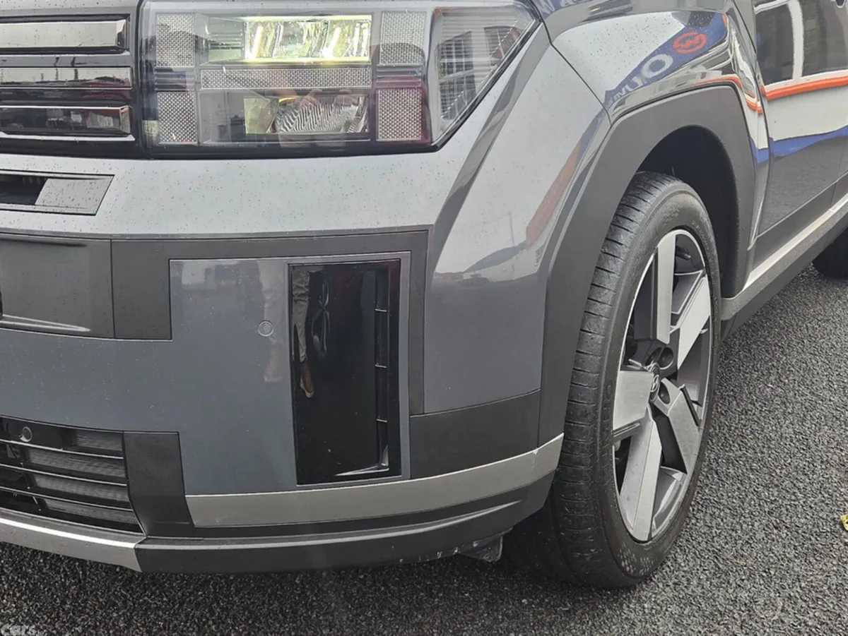 Hyundai Santa Fe Estate, Petrol Plug-in Hybrid, 2025, Grey