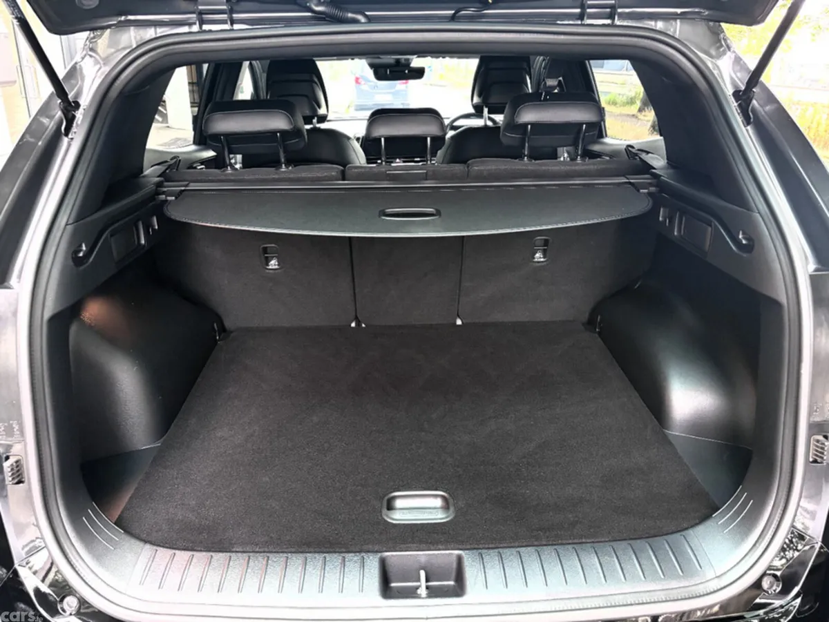 Kia Sportage MPV, Petrol Plug-in Hybrid, 2025, Black