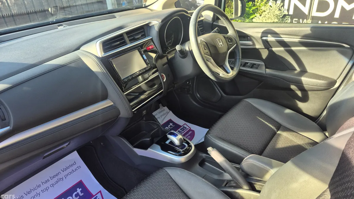 Honda Fit Hatchback, Petrol Hybrid, 2015, White