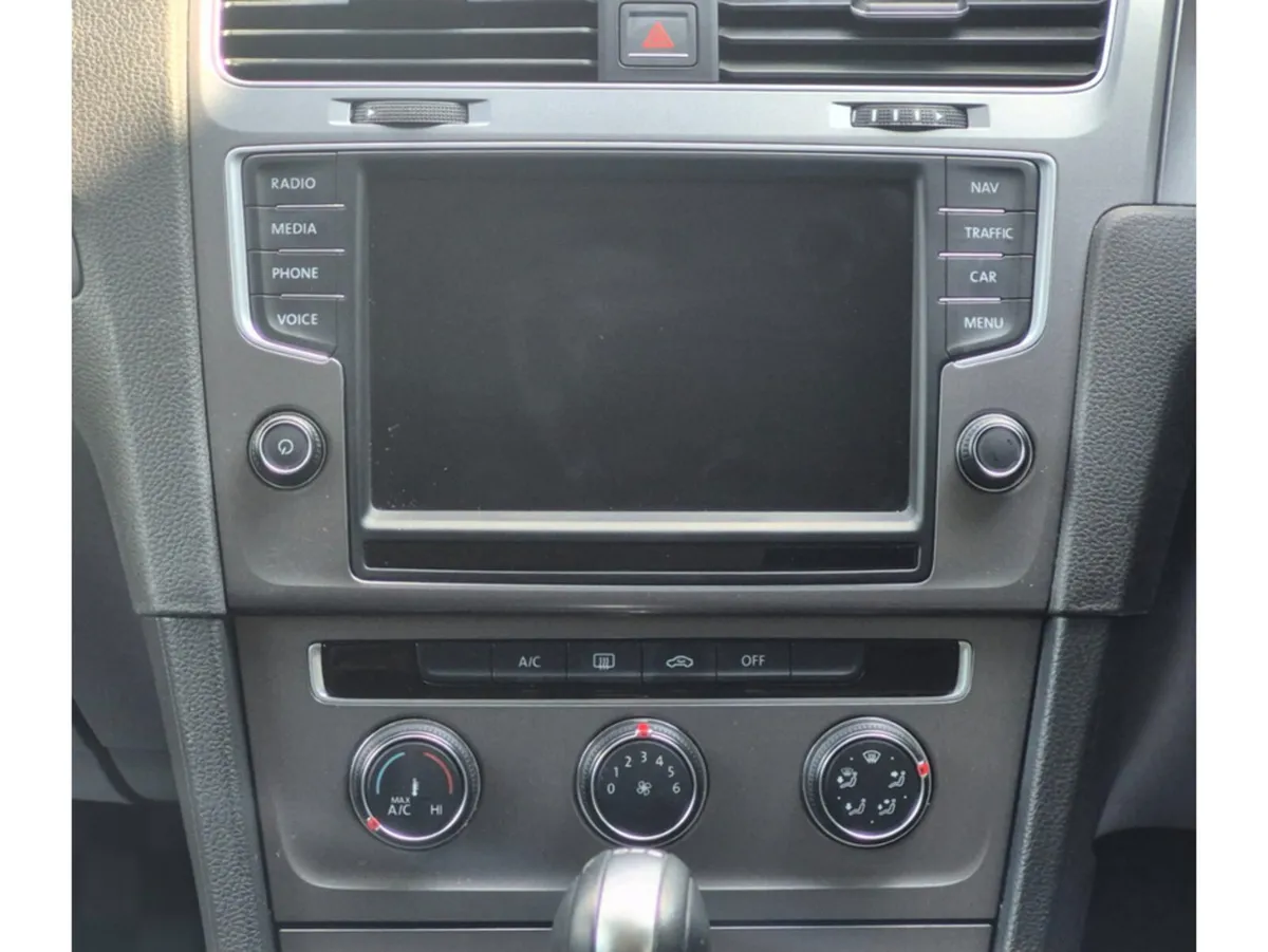 Volkswagen Golf Hatchback, Petrol, 2016, Silver