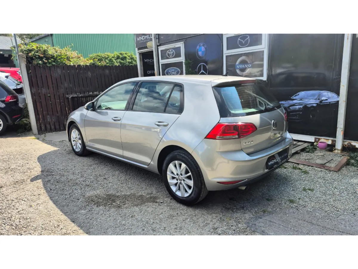 Volkswagen Golf Hatchback, Petrol, 2016, Silver