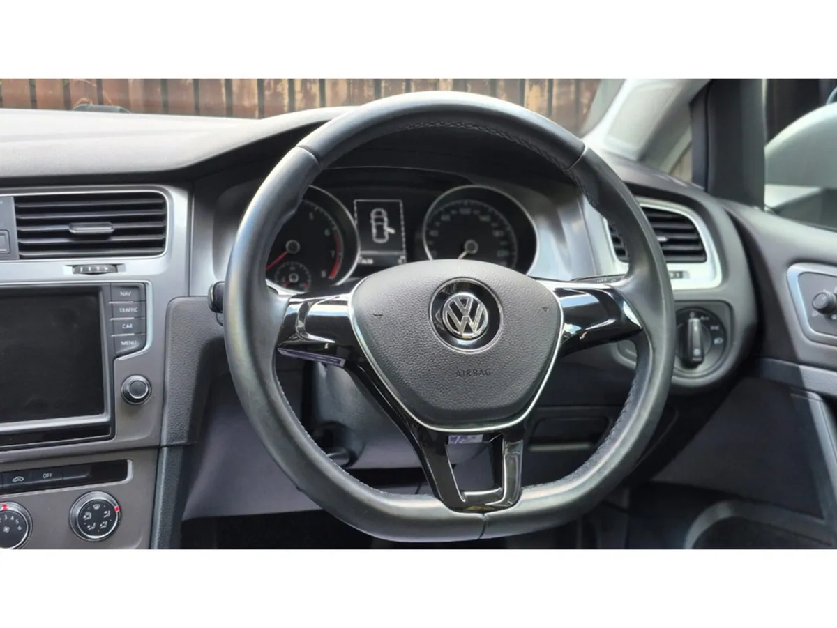Volkswagen Golf Hatchback, Petrol, 2016, Silver