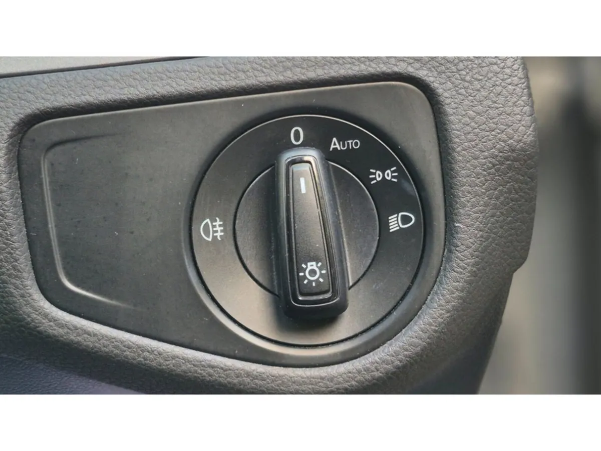 Volkswagen Golf Hatchback, Petrol, 2016, Silver