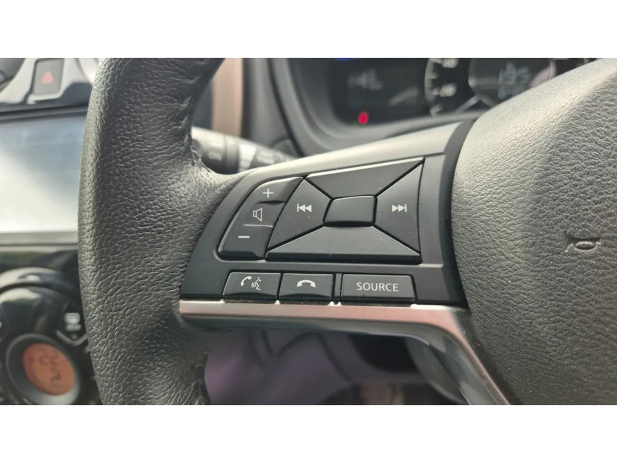Nissan Note MPV, Petrol Hybrid, 2017, White