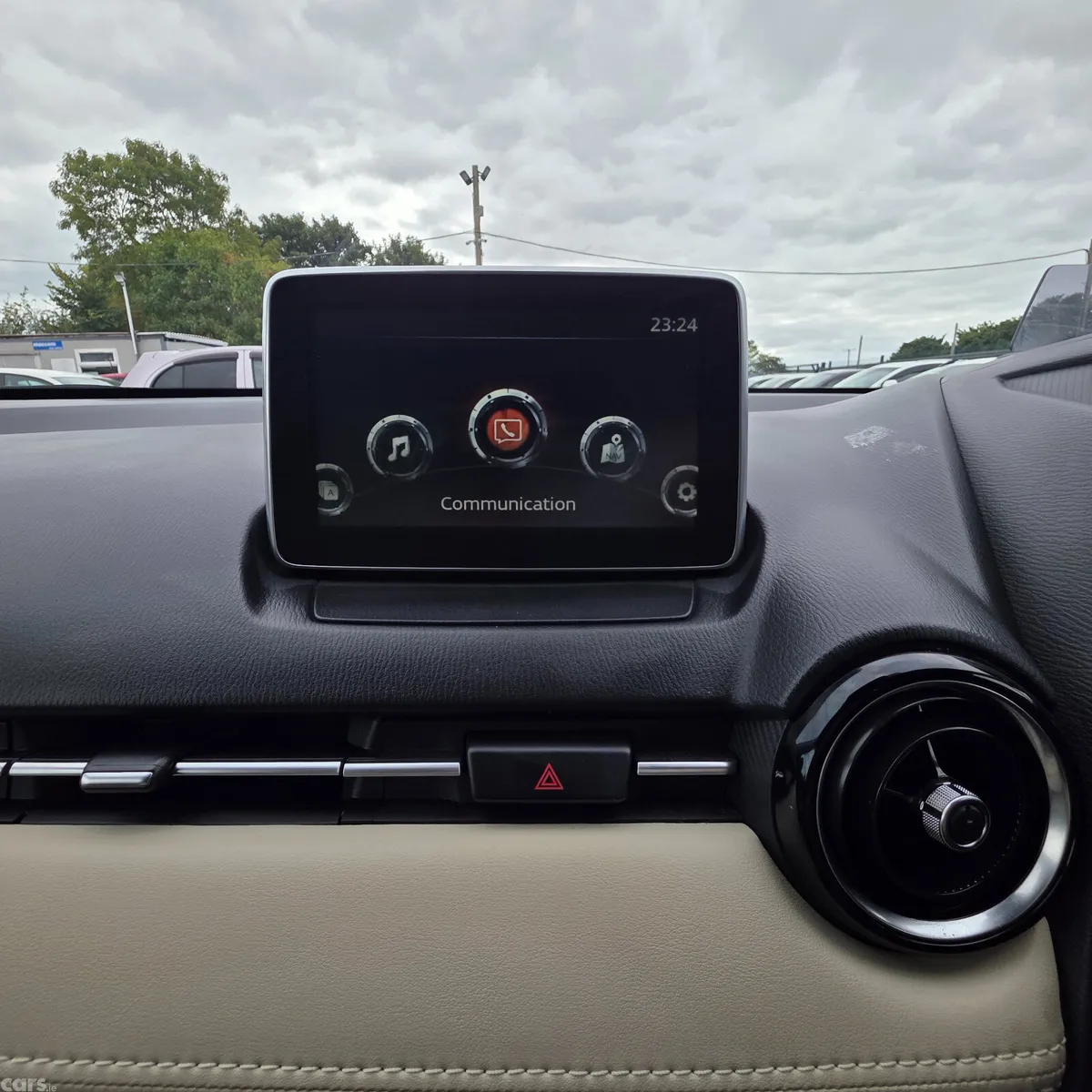 Mazda Demio Hatchback, Petrol, 2016, Red