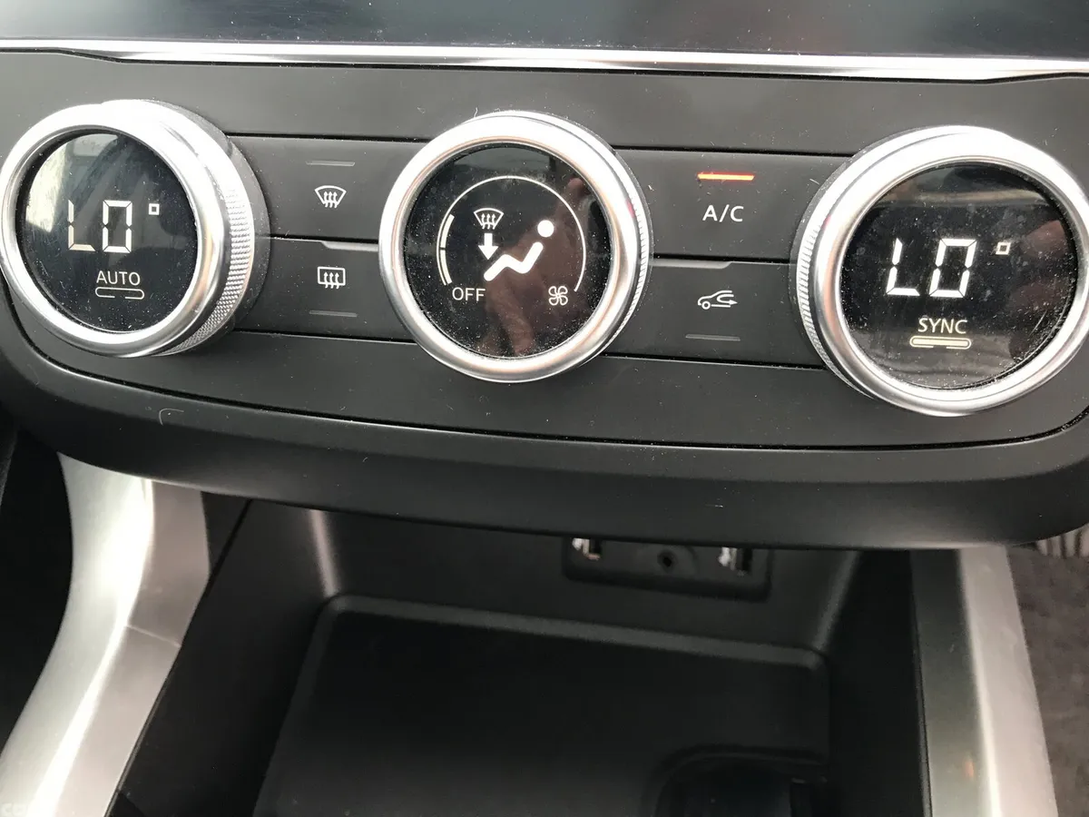 Renault Kadjar SUV, Diesel, 2021, Grey