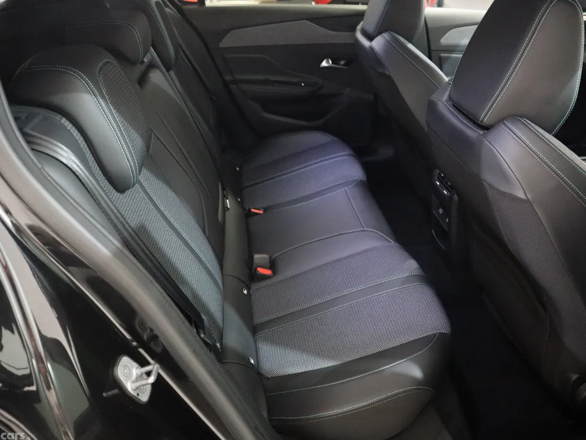 Peugeot 308 Hatchback, Petrol Hybrid, 2023, Black