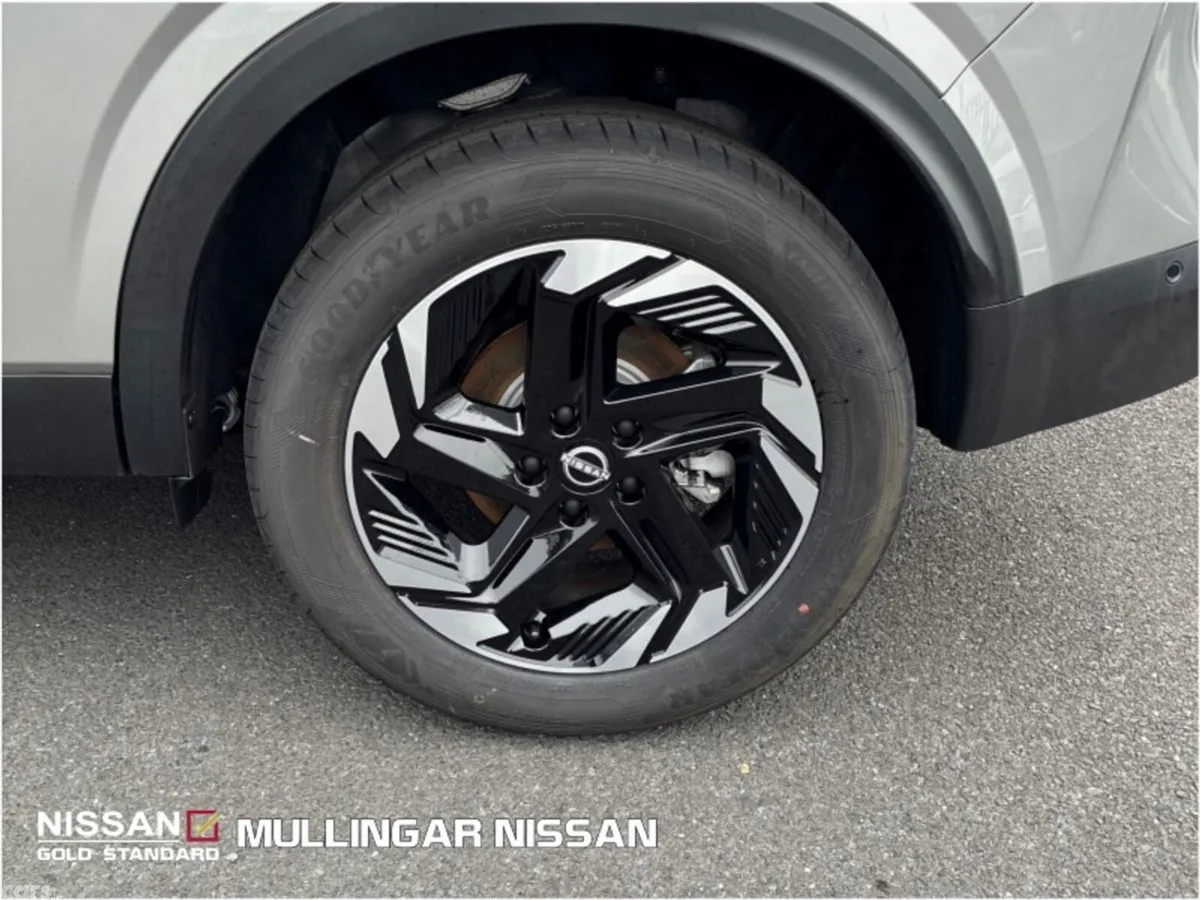 Nissan Qashqai MPV, Petrol Hybrid, 2026, Silver
