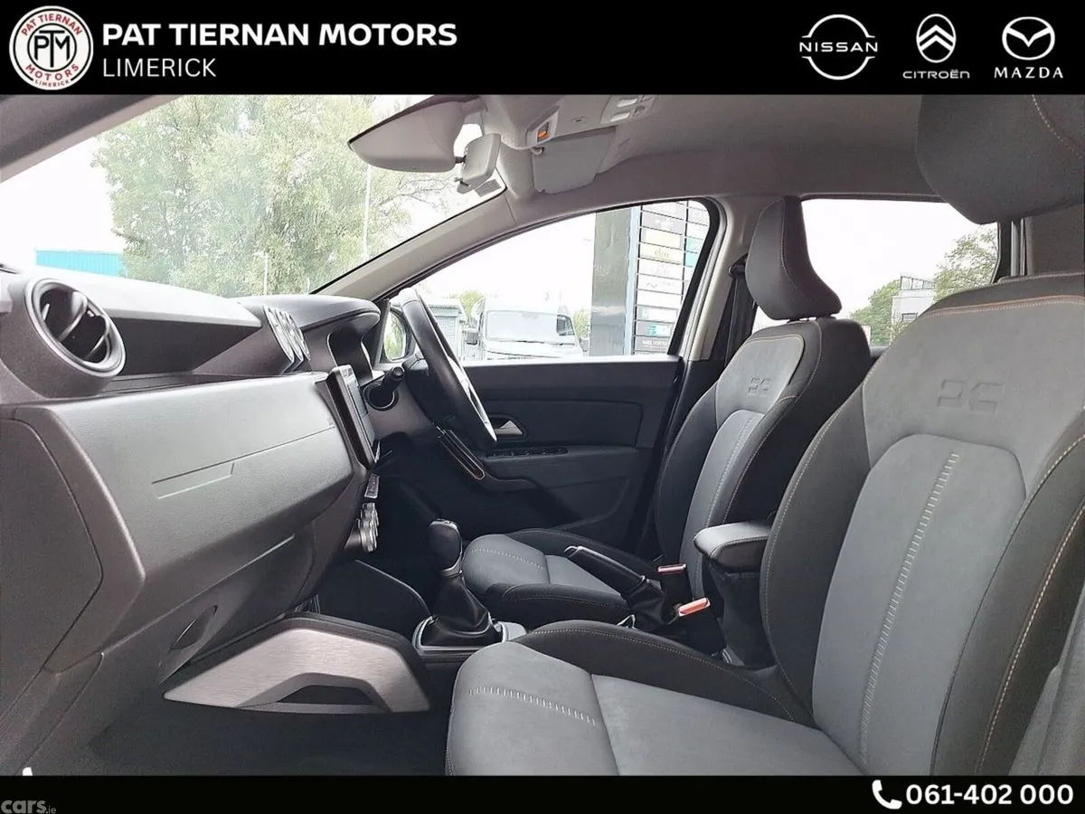 Dacia Duster SUV, Petrol, 2024, Grey