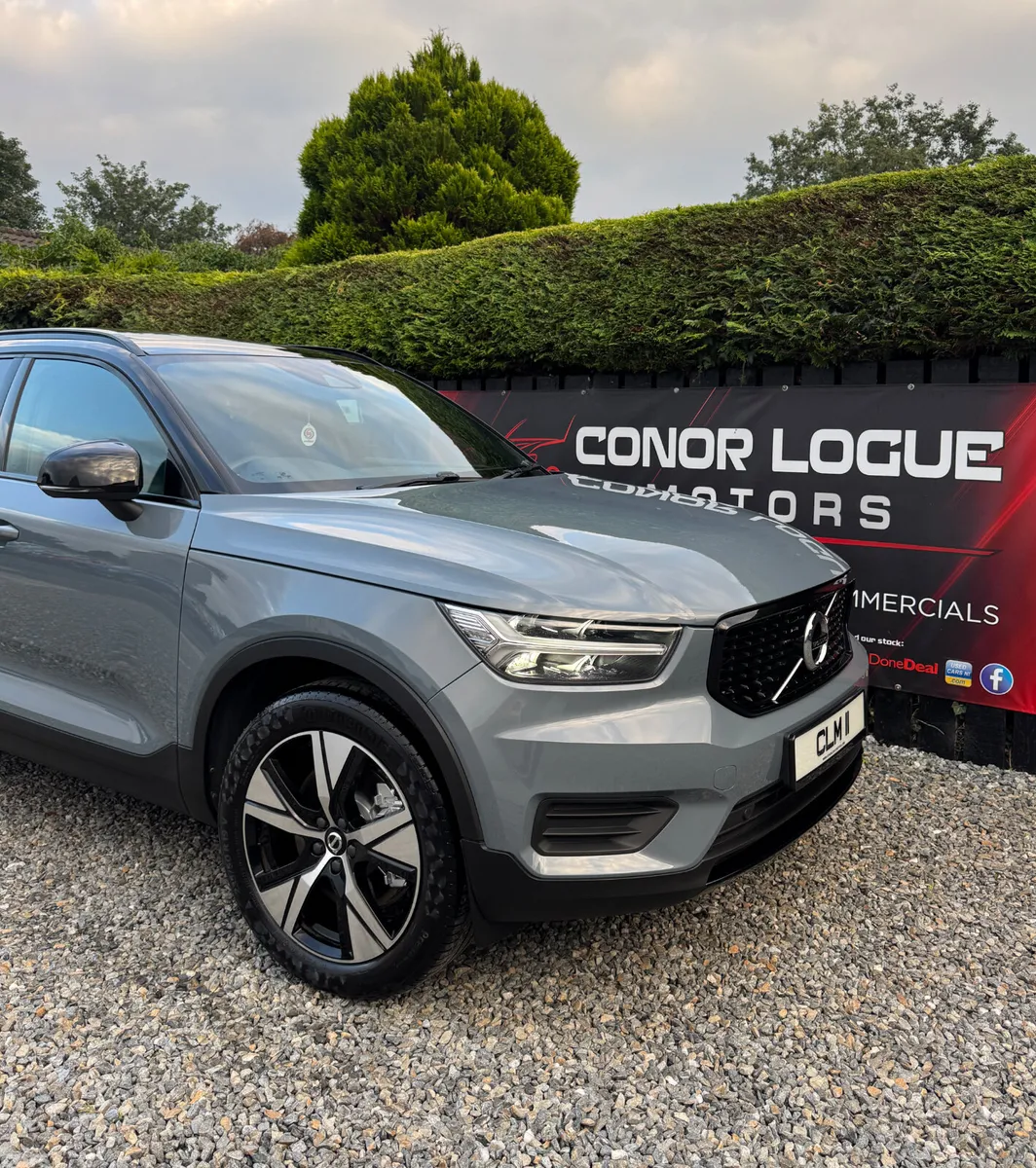 Volvo XC40 SUV, Petrol Hybrid, 2021, Grey