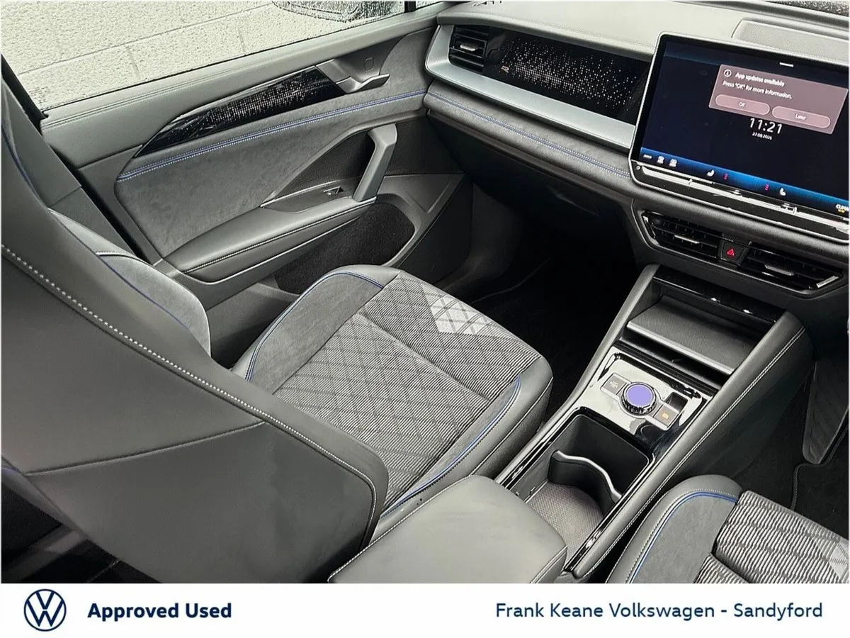 Volkswagen Tayron Estate, Petrol Plug-in Hybrid, 2026, Black