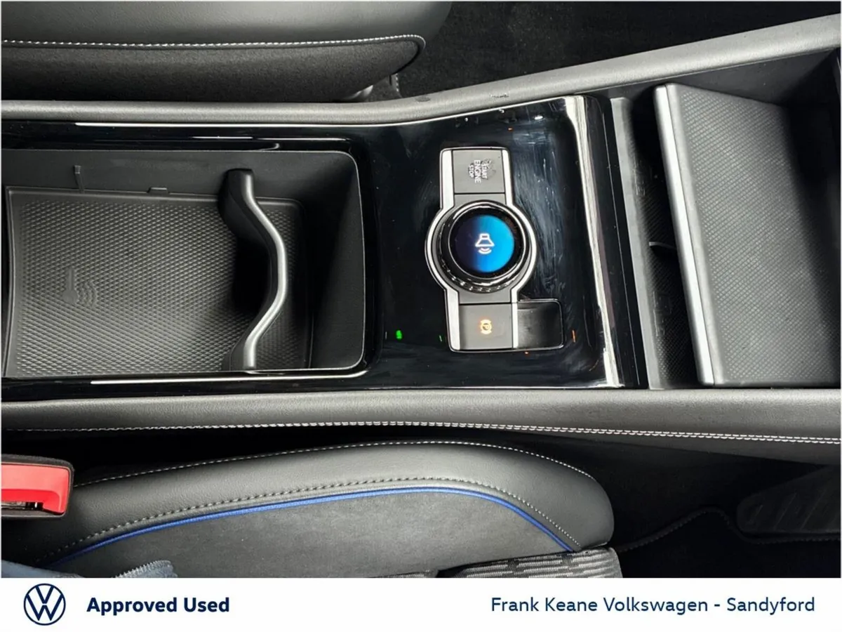 Volkswagen Tayron Estate, Petrol Plug-in Hybrid, 2026, Black