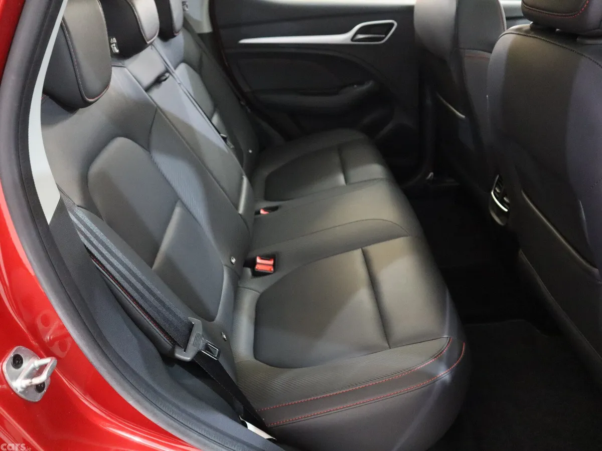 MG ZS SUV, Petrol, 2023, Red
