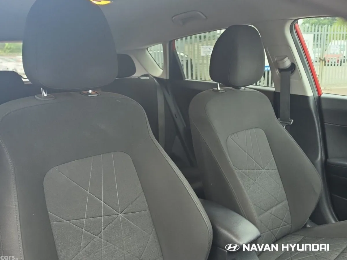 Hyundai Bayon Estate, Petrol, 2021, Red
