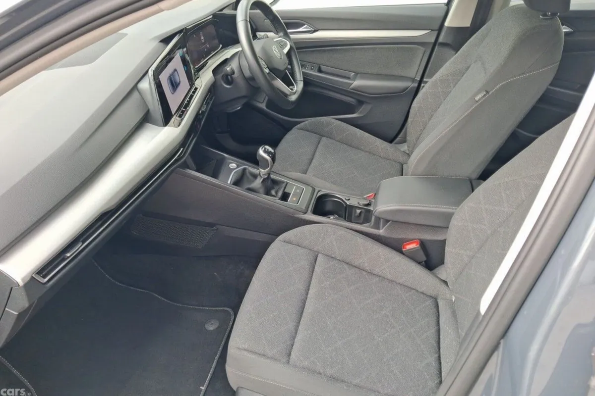 Volkswagen Golf Hatchback, Petrol, 2023, Grey