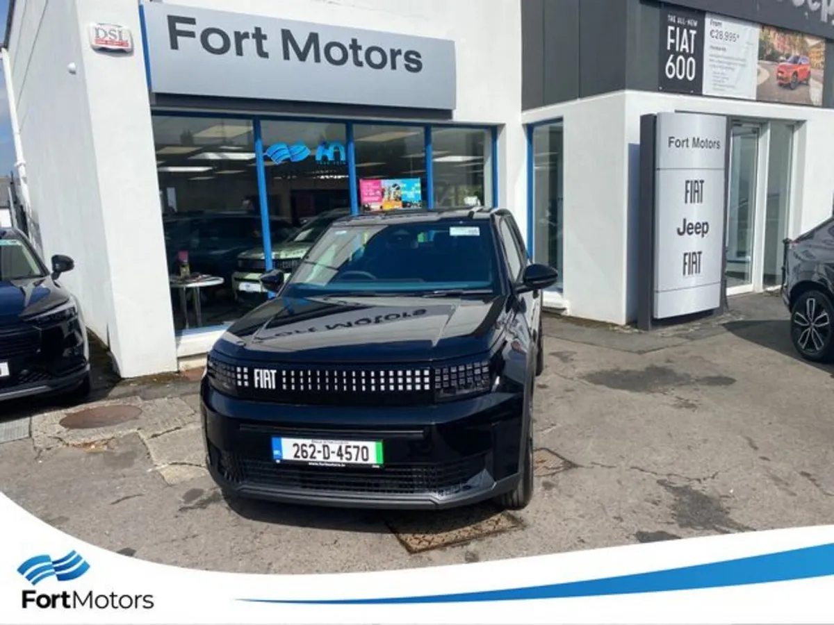 Fiat Grande Panda Hatchback, Electric, 2026, Black