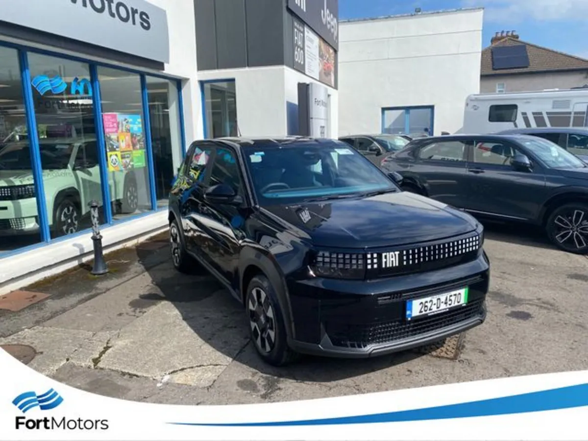 Fiat Grande Panda Hatchback, Electric, 2026, Black