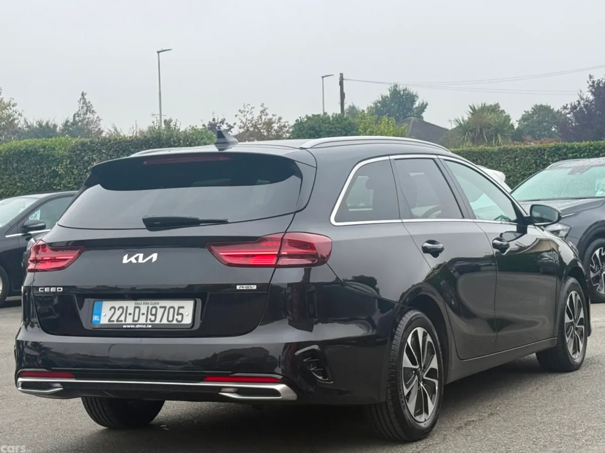 Kia Ceed Estate, Petrol Plug-in Hybrid, 2022, Black