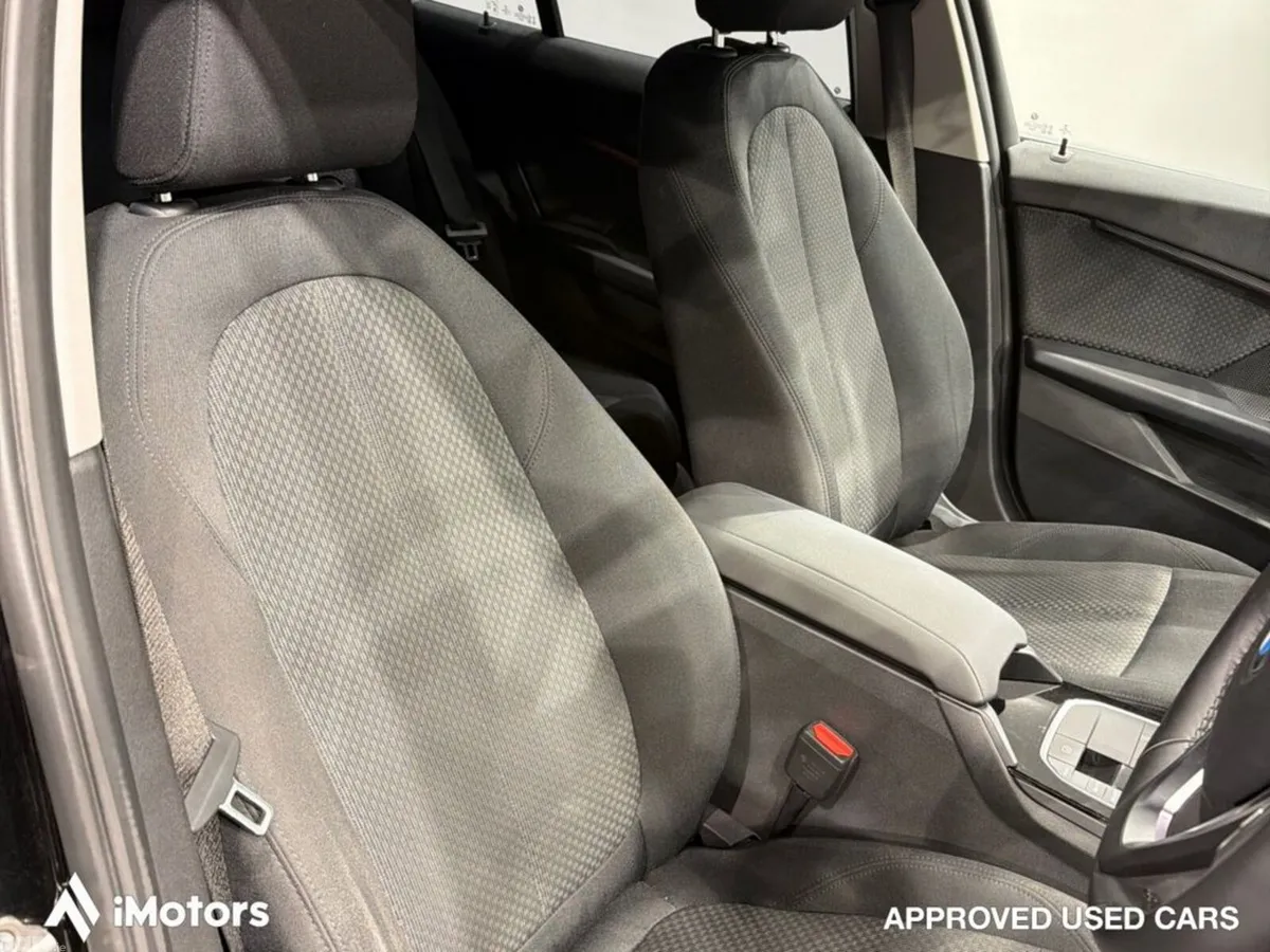 BMW 1-Series Hatchback, Diesel, 2021, Black